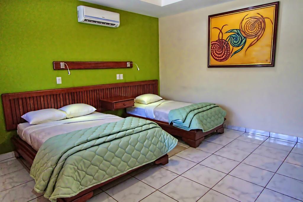 Hotel La Mar Dulce グラナダ エクステリア 写真